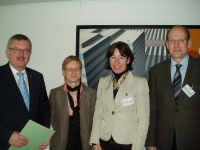 Der Landtagsabgeordnete Oskar Burkert und Gesundheitsreferentin Britta Marquardt begrüßten Gabriele Regina Overwiening und Dr. Andreas Walter zum Gesprächsaustausch in Düsseldorf. p1010057_0_01